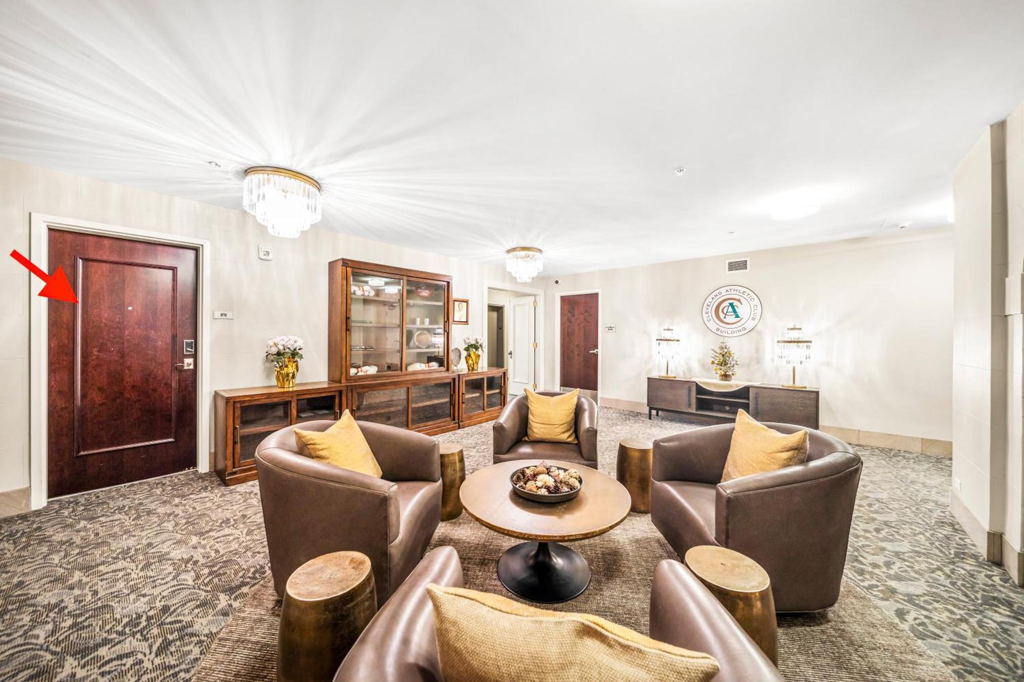 Heart Of Dt With Free Pool & Steam Plus Gym Luxe 812 Кливланд Екстериор снимка